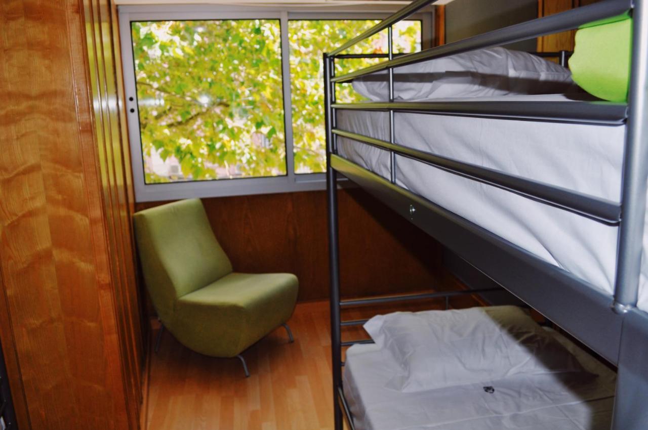 Corujinha Hostel Лиссабон Экстерьер фото